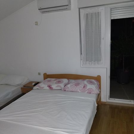 Apartmani Liberan Neum Exterior photo