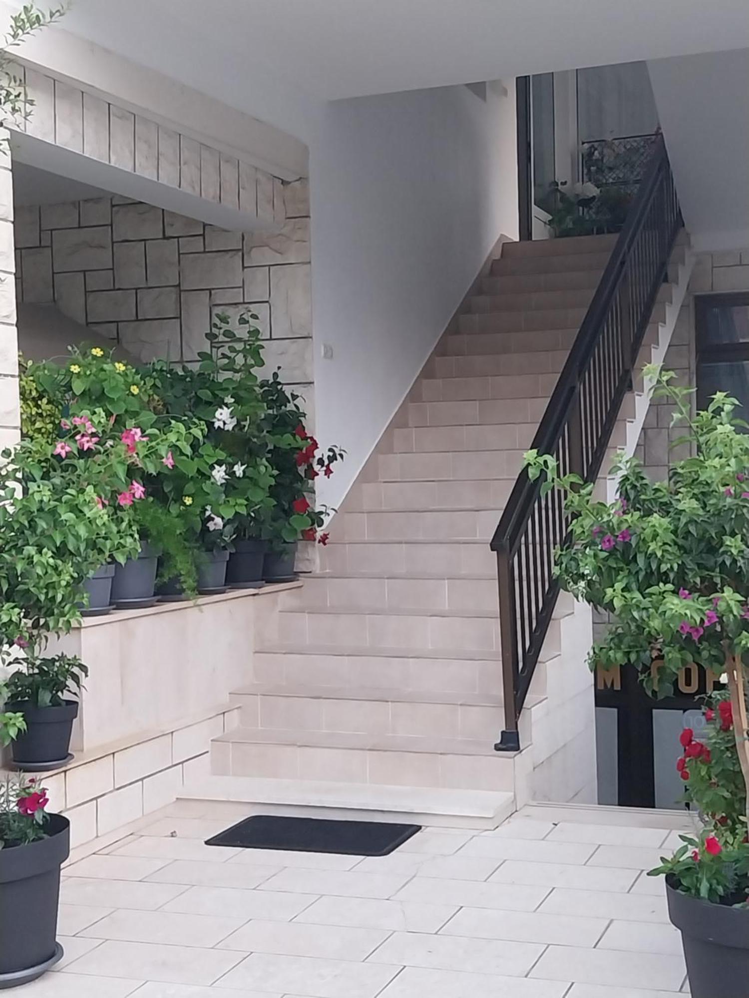Apartmani Liberan Neum Exterior photo