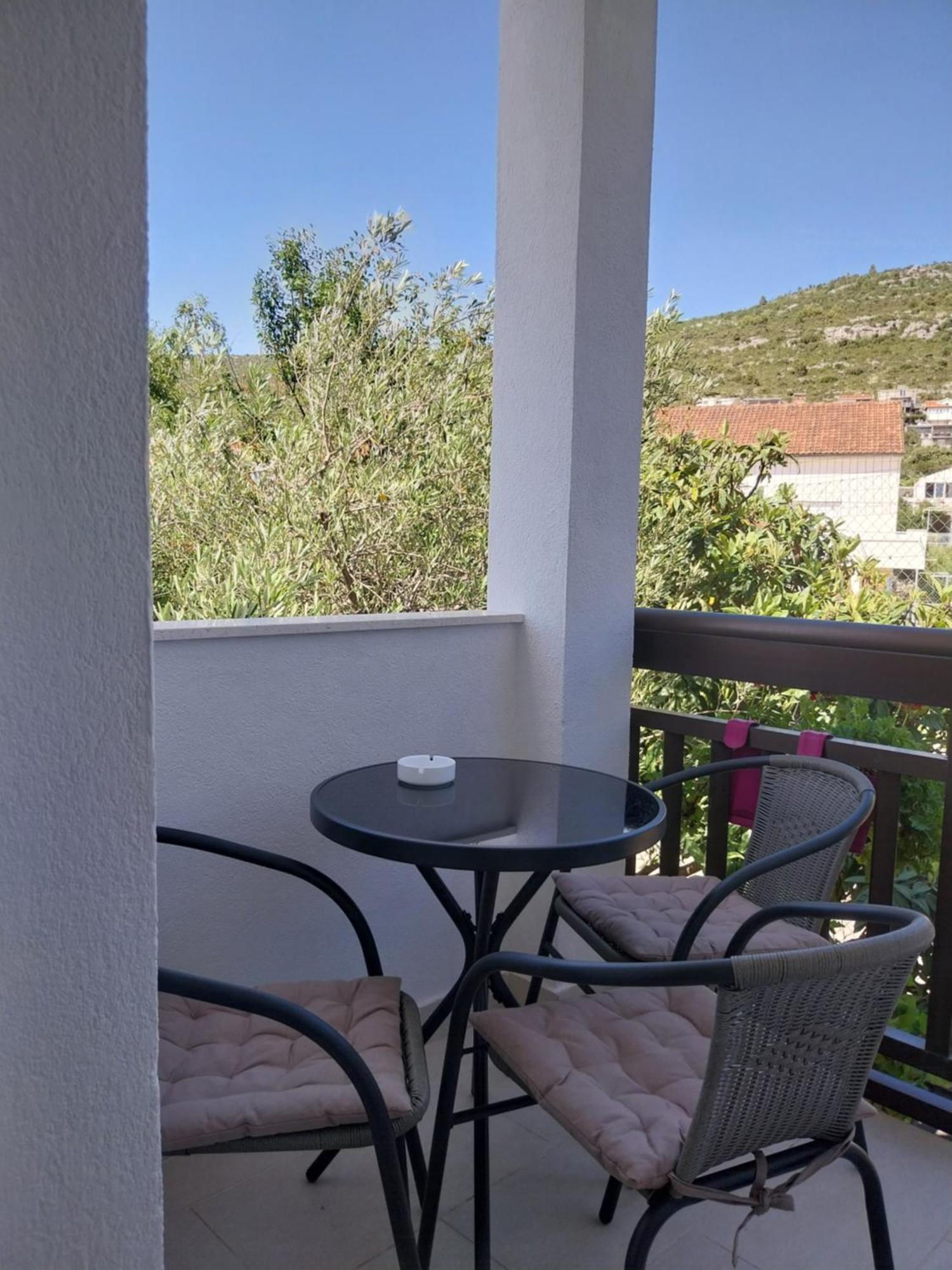 Apartmani Liberan Neum Exterior photo