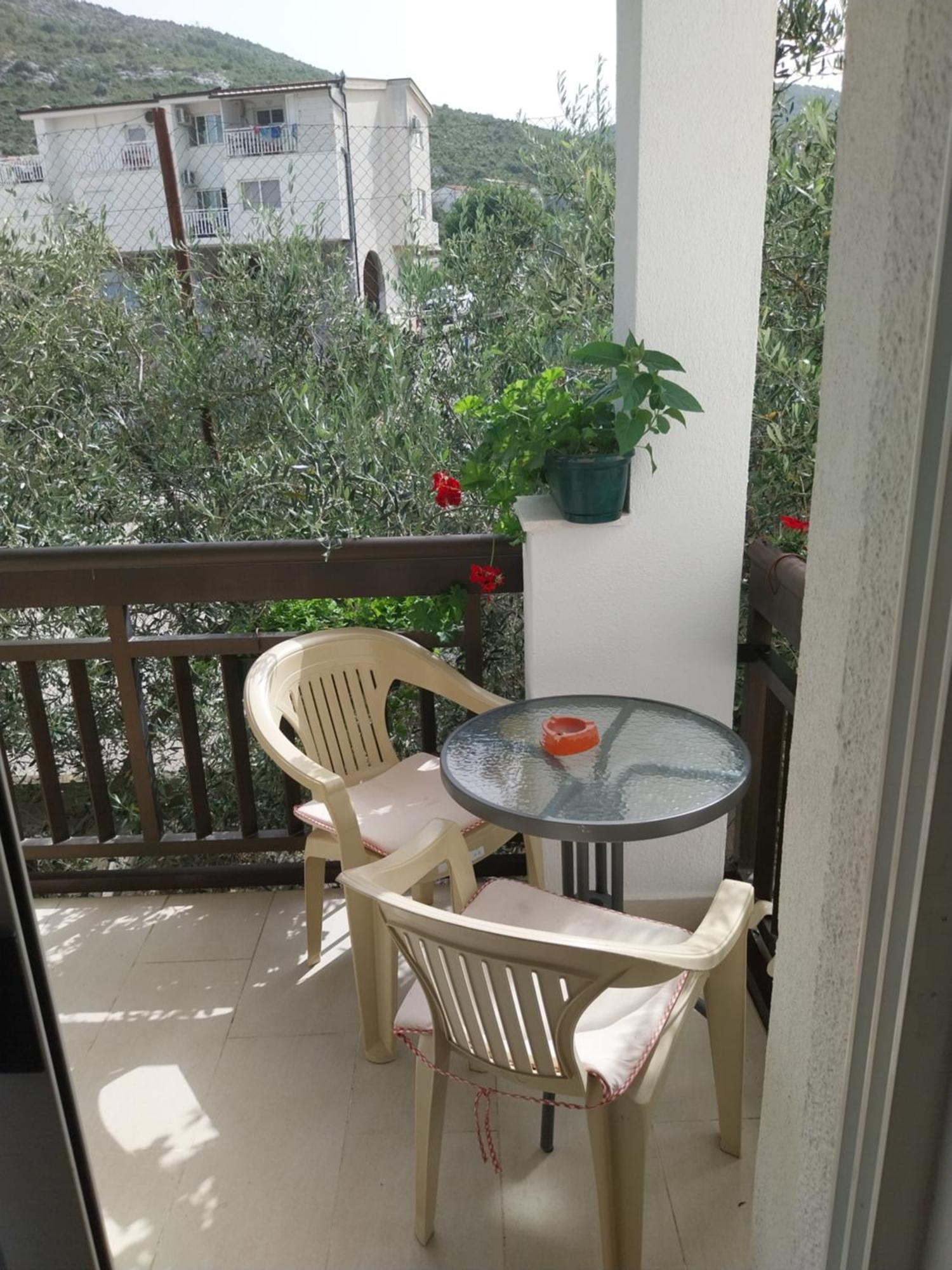 Apartmani Liberan Neum Exterior photo