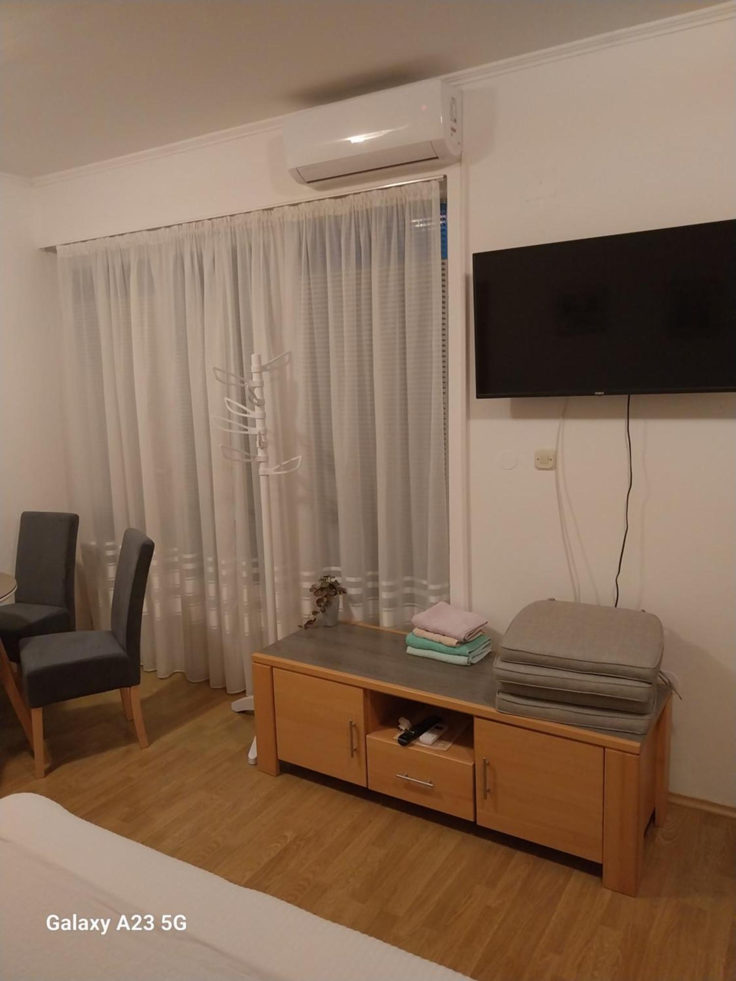 Apartmani Liberan Neum Exterior photo