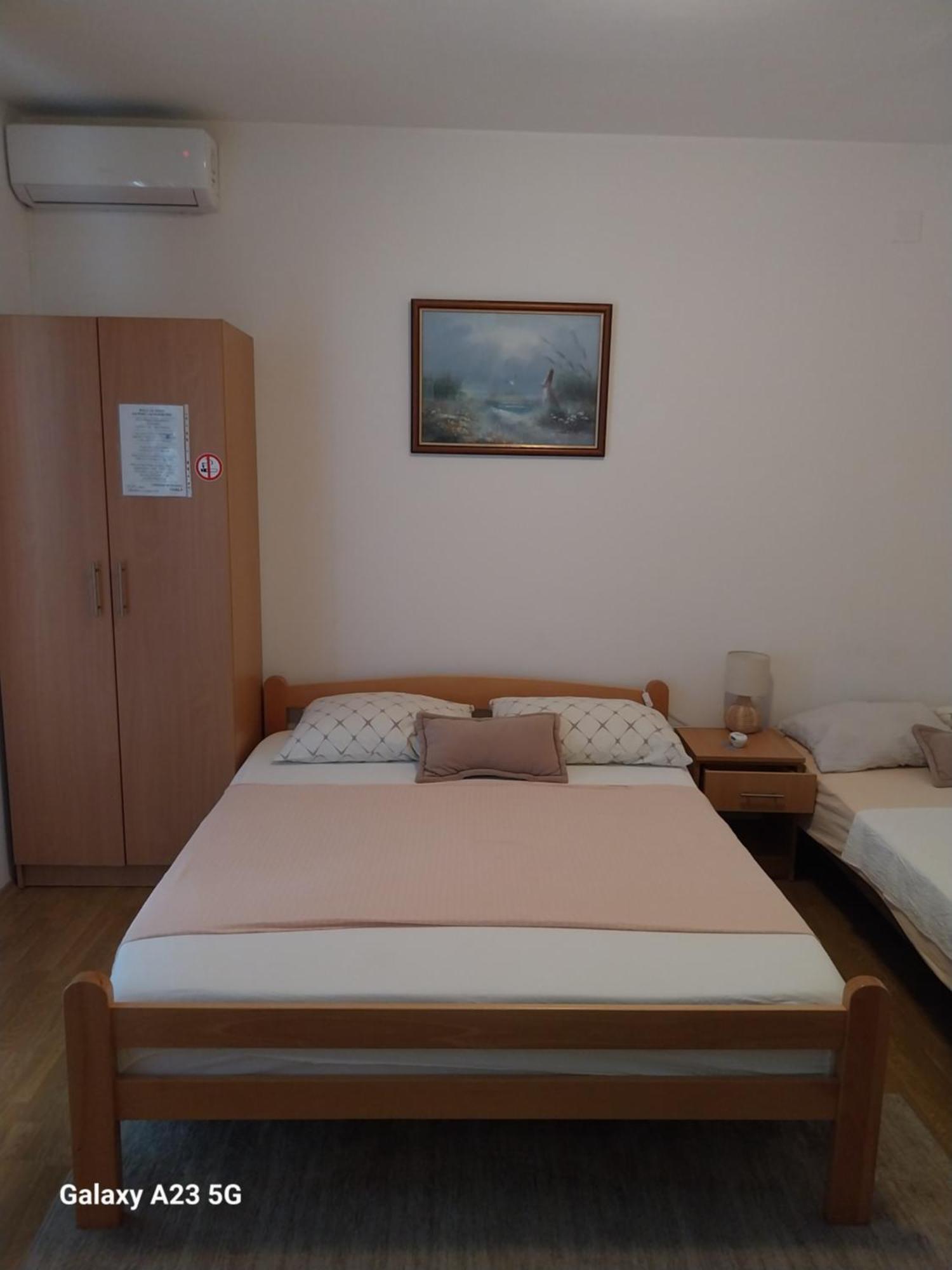 Apartmani Liberan Neum Exterior photo